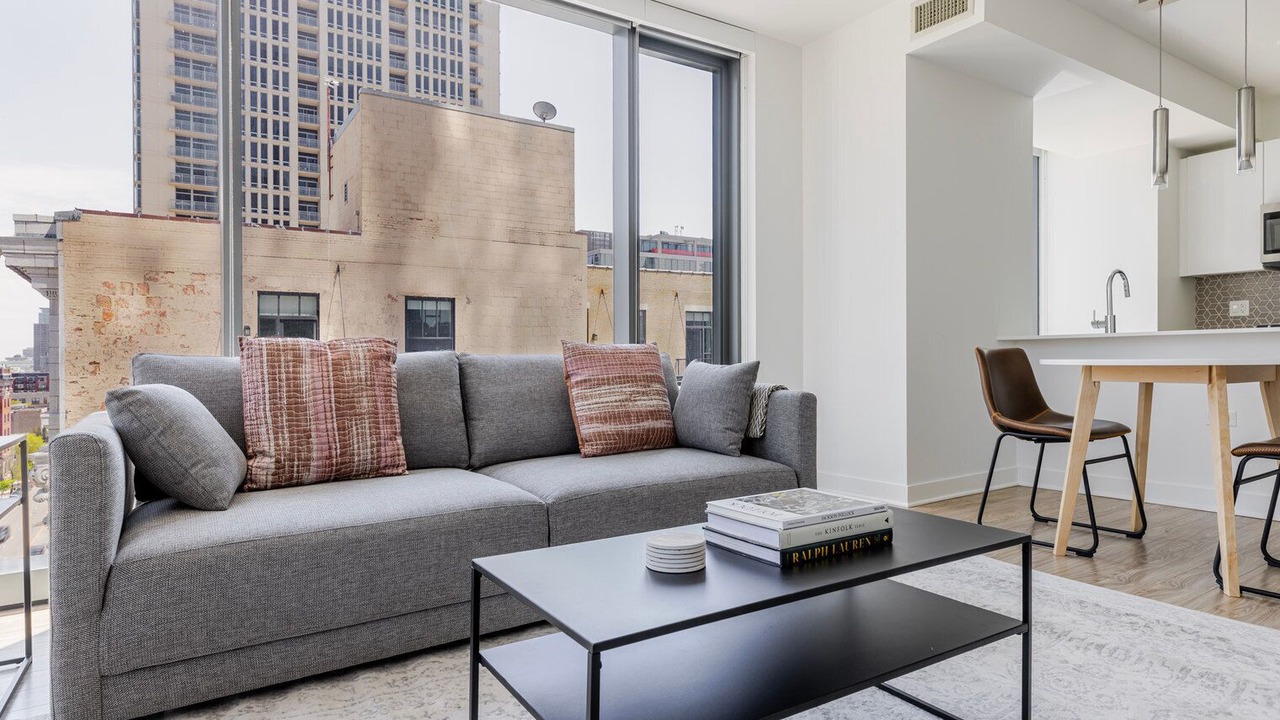 Photo of Livingroom in South Loop