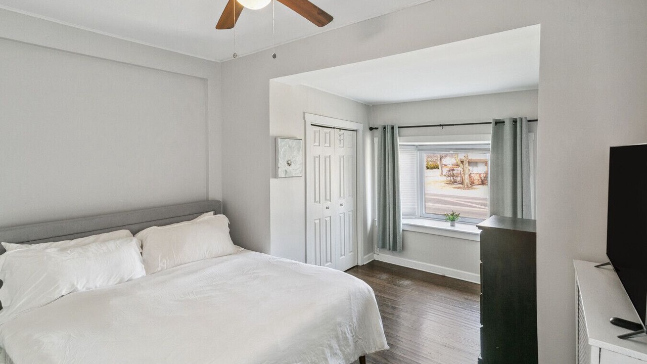 Photo of Bedroom in Libertyville