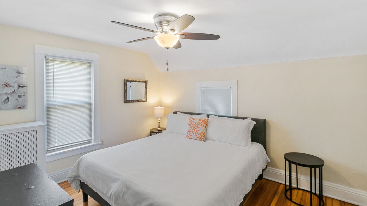 Photo of Bedroom in Libertyville