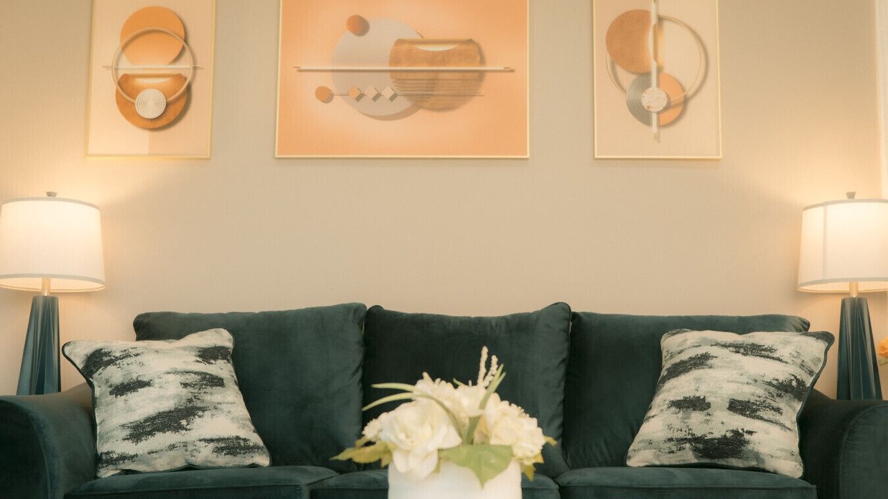 Photo of Livingroom in Orange Prairie