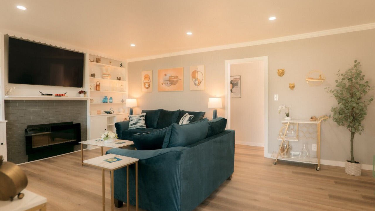 Photo of Livingroom in Orange Prairie