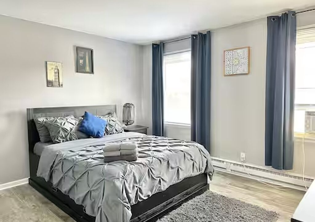 Photo of Bedroom in Yorkville