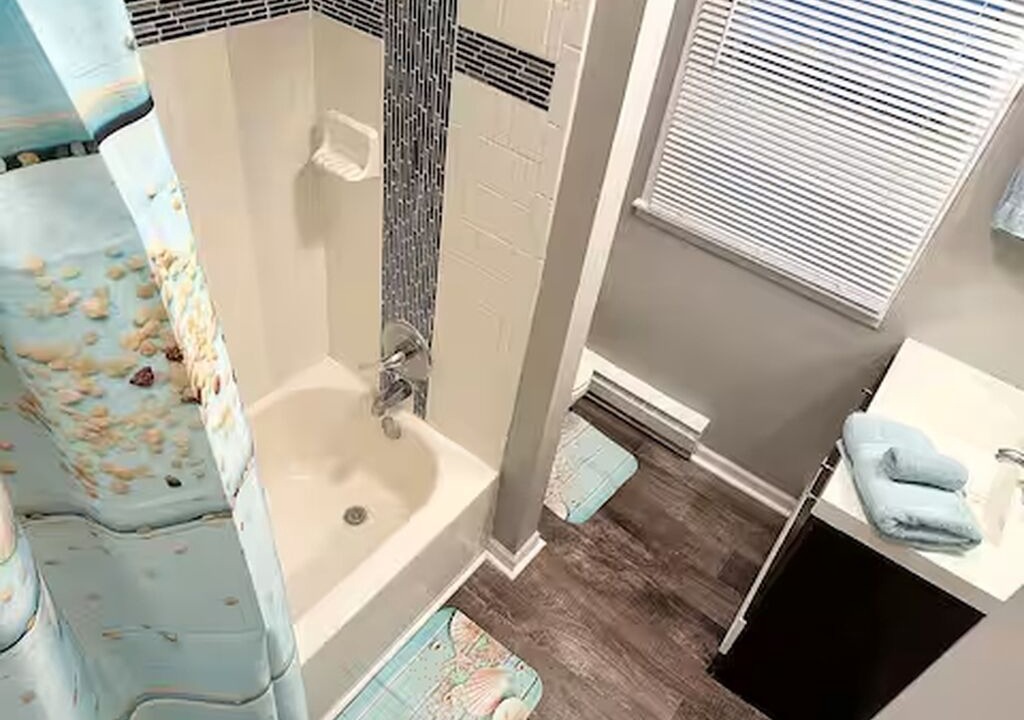 Photo of Bathroom in Yorkville