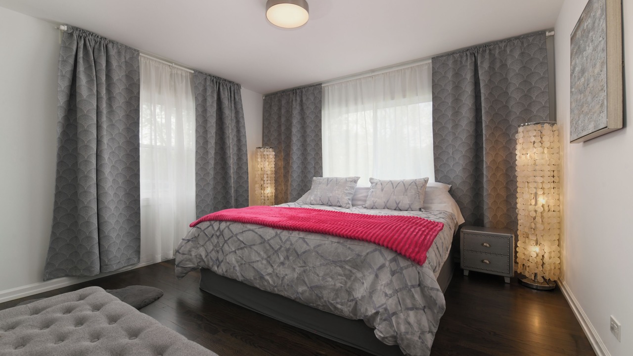 Photo of Bedroom in Burr Ridge