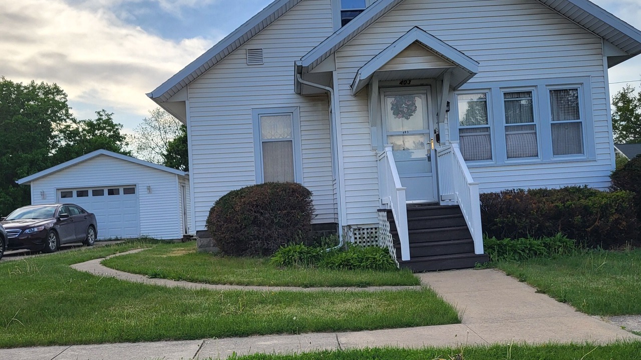 Photo of Outdoor in Lena