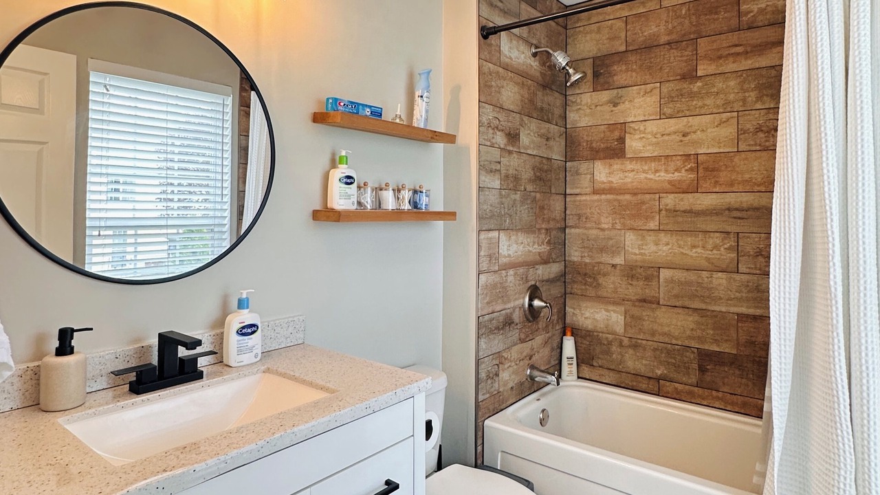 Photo of Bathroom in Fox Valley