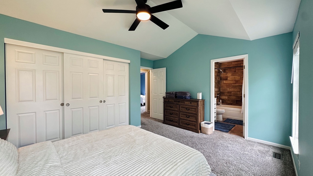 Photo of Bedroom in Fox Valley