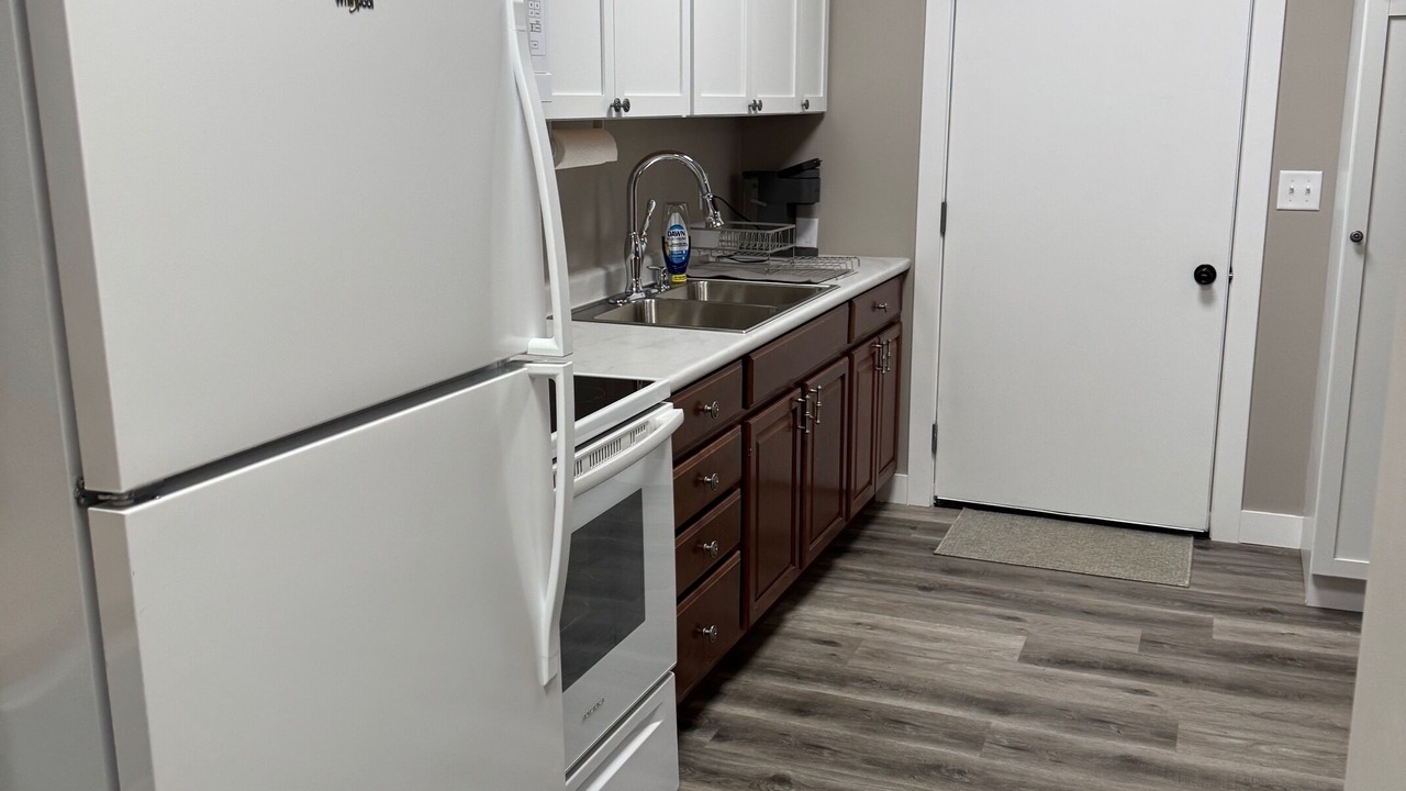 Photo of Kitchen in Lynn Center
