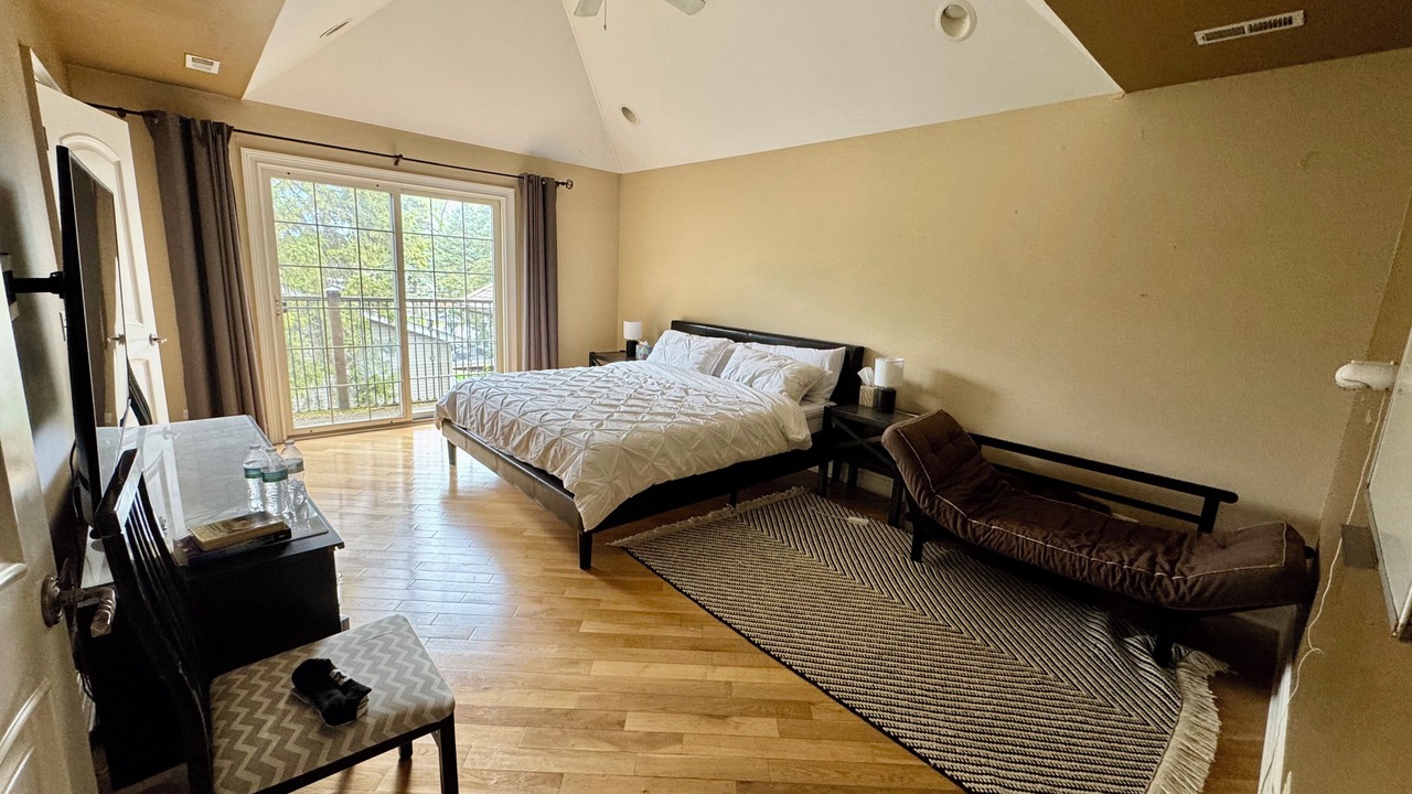 Photo of Bedroom in Roselle
