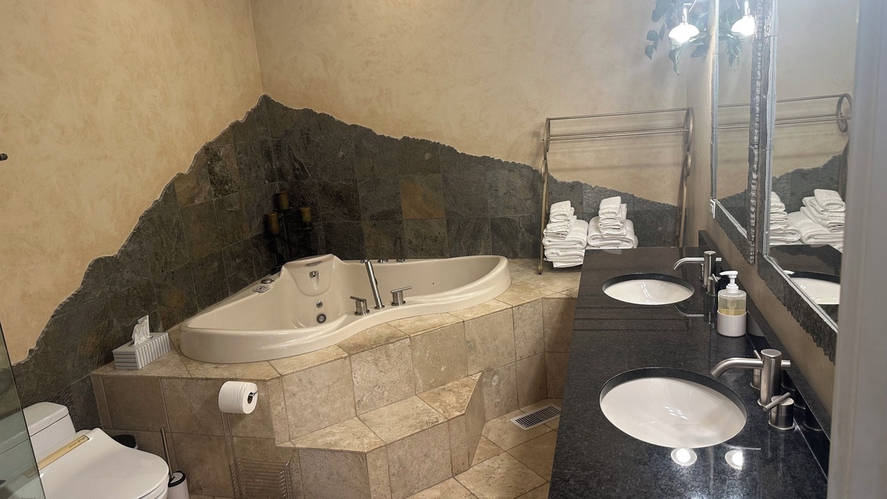 Photo of Bathroom in Roselle