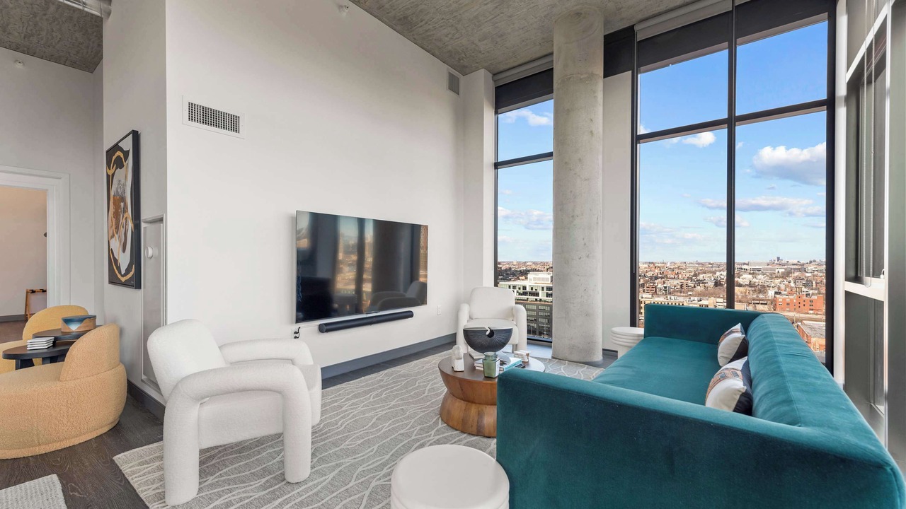 Photo of Livingroom in West Loop