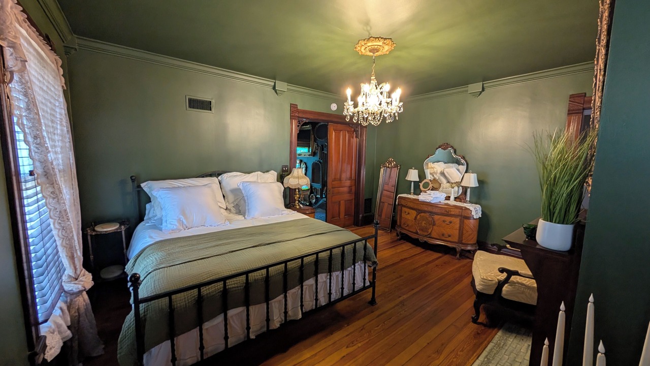 Photo of Bedroom in Anna