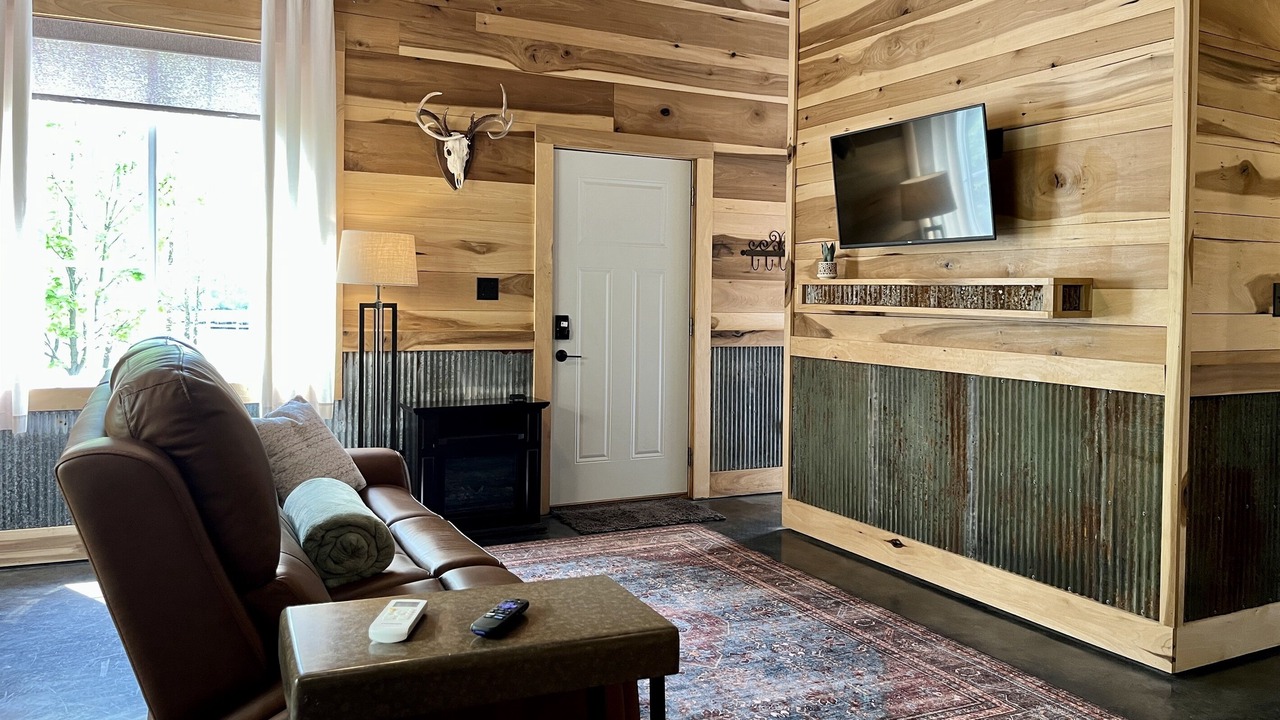Photo of Livingroom in Ozark