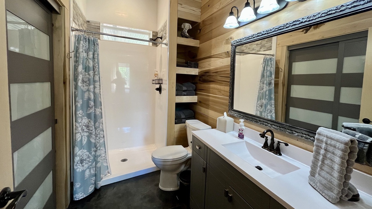 Photo of Bathroom in Ozark