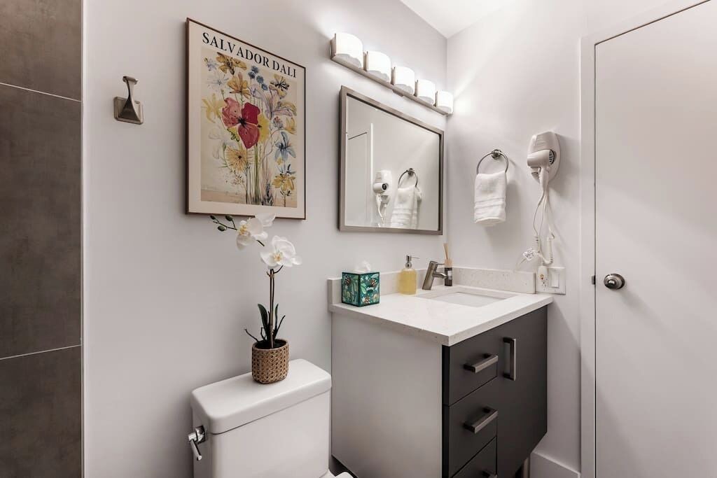 Photo of Bathroom in The Loop
