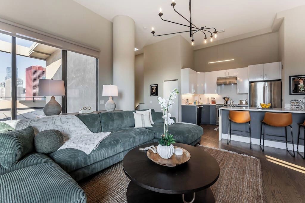 Photo of Livingroom in The Loop
