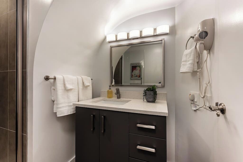 Photo of Bathroom in The Loop