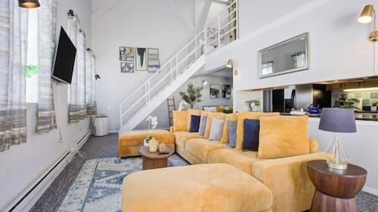 Photo of Livingroom in Printers Row