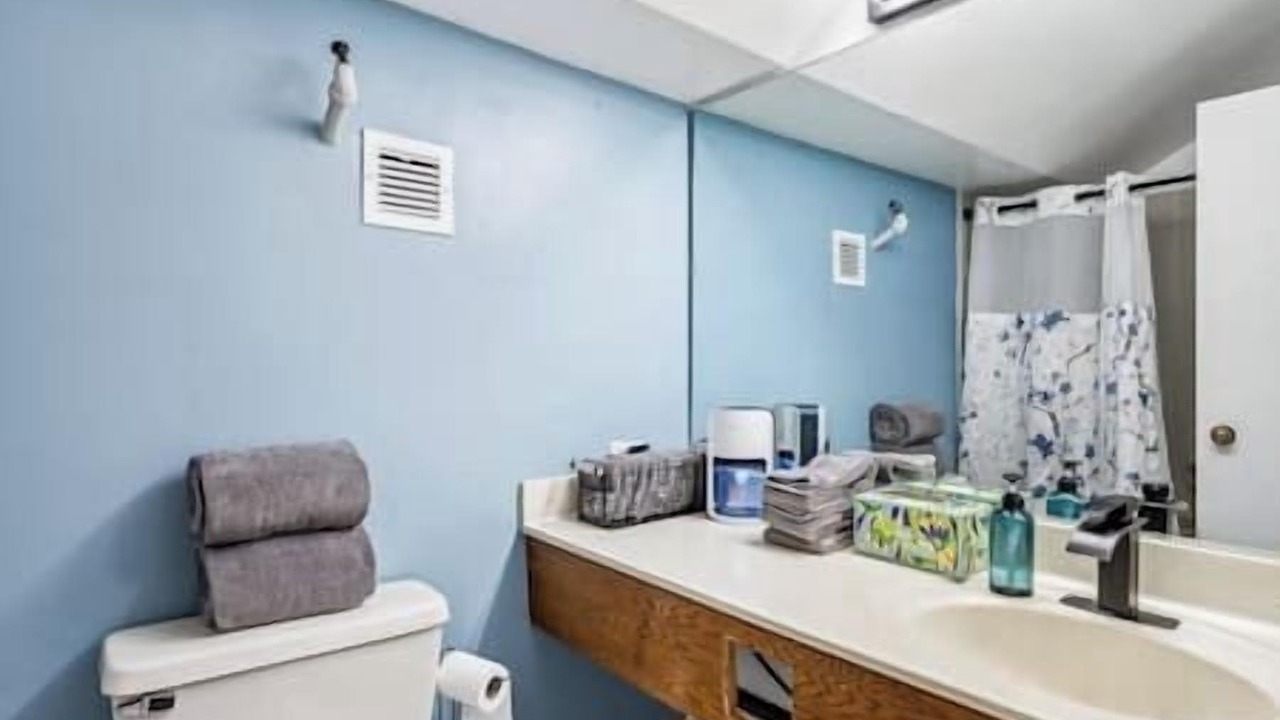 Photo of Bathroom in Printers Row