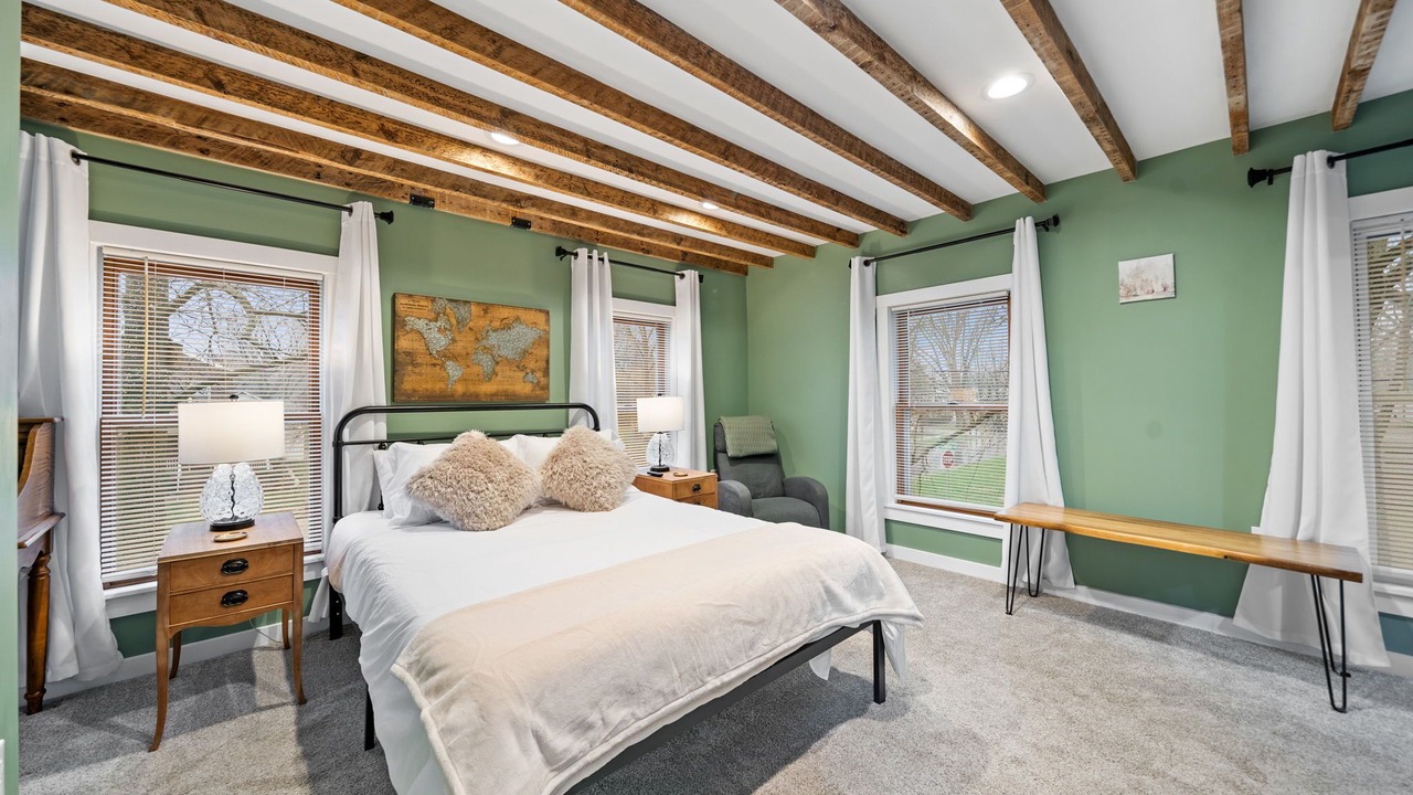 Photo of Bedroom in Yorkville