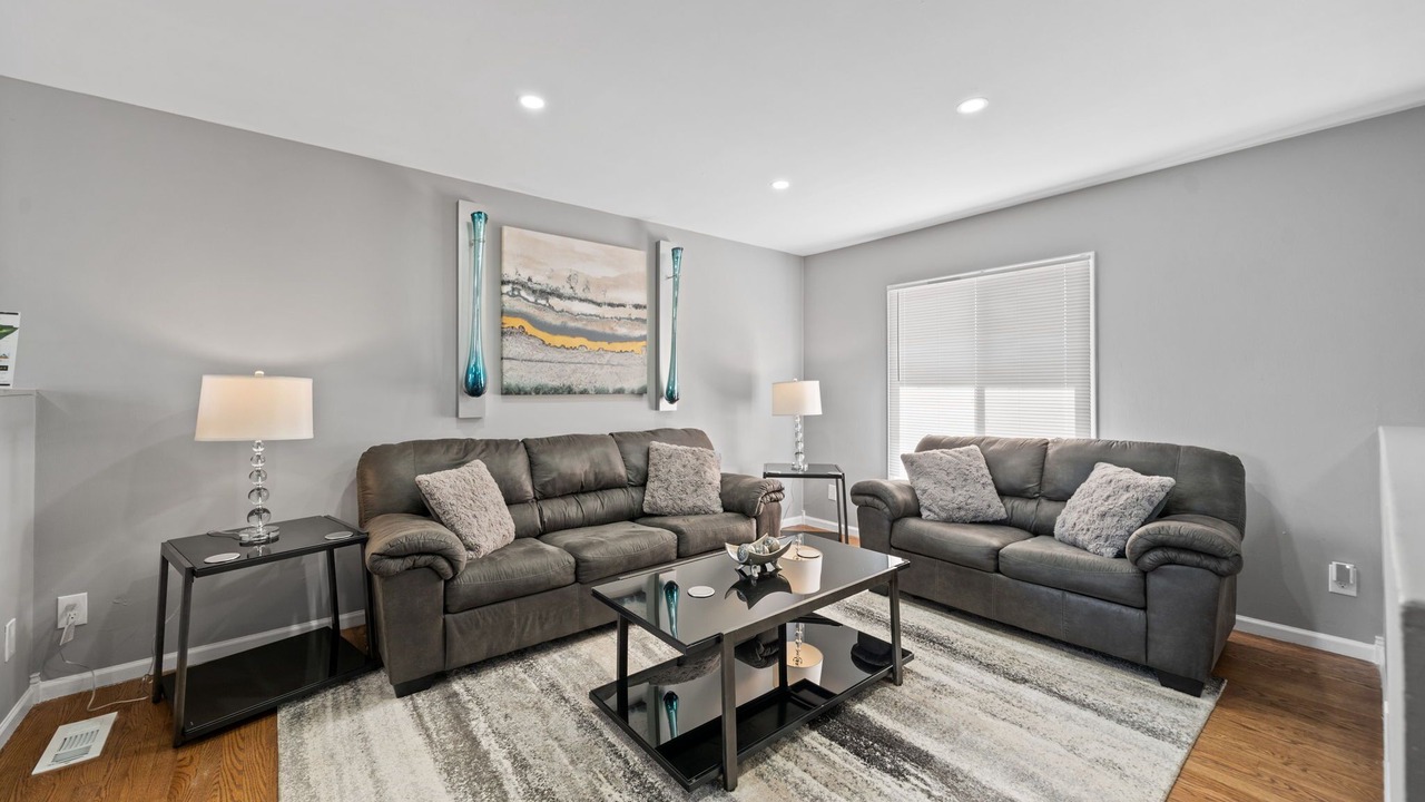 Photo of Livingroom in Richton Park