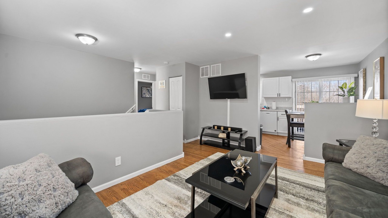 Photo of Livingroom in Richton Park