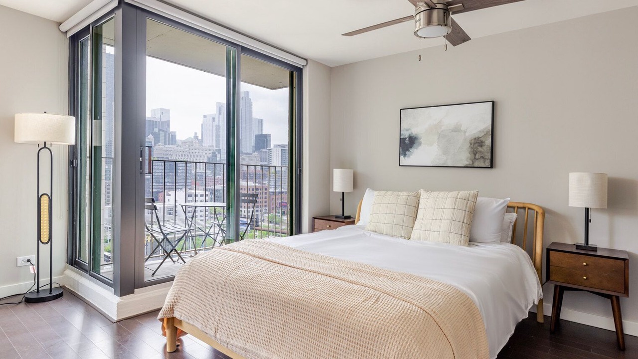 Photo of Bedroom in Near North Side