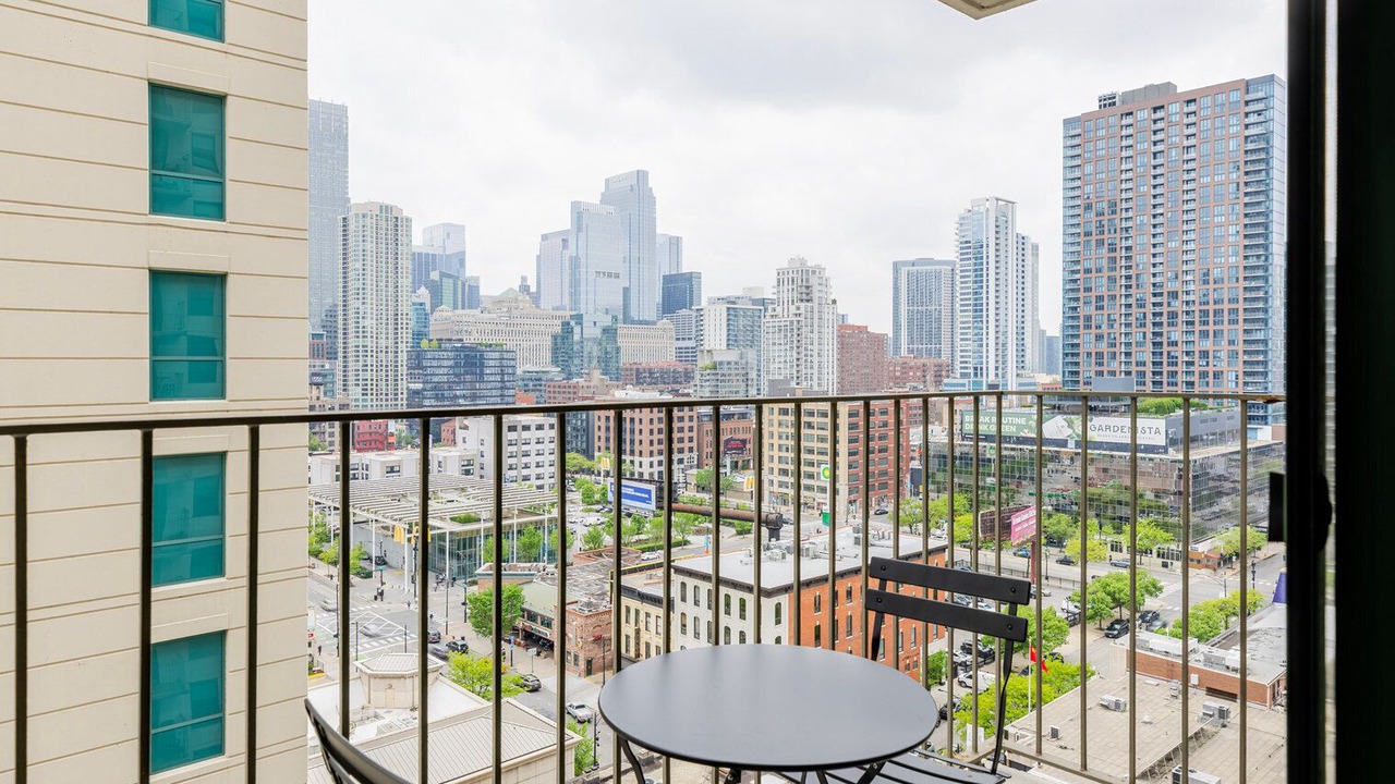 Photo of Outdoor in Near North Side