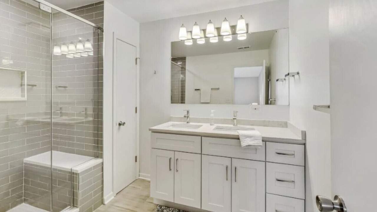 Photo of Bathroom in Ingleside