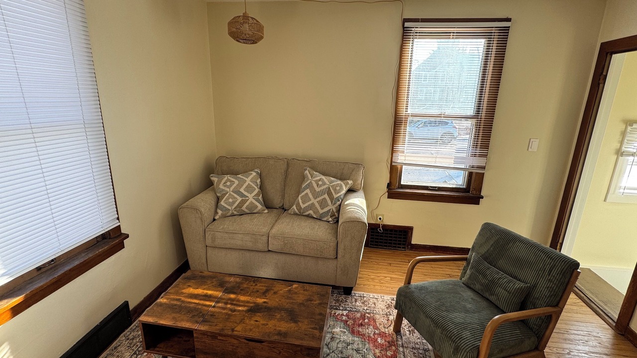 Photo of Livingroom in Sycamore