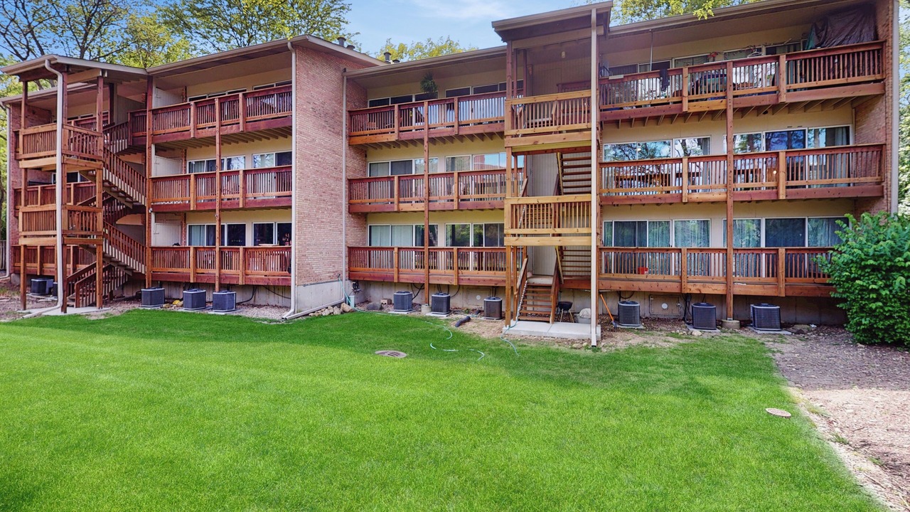 Photo of Outdoor in Lisle