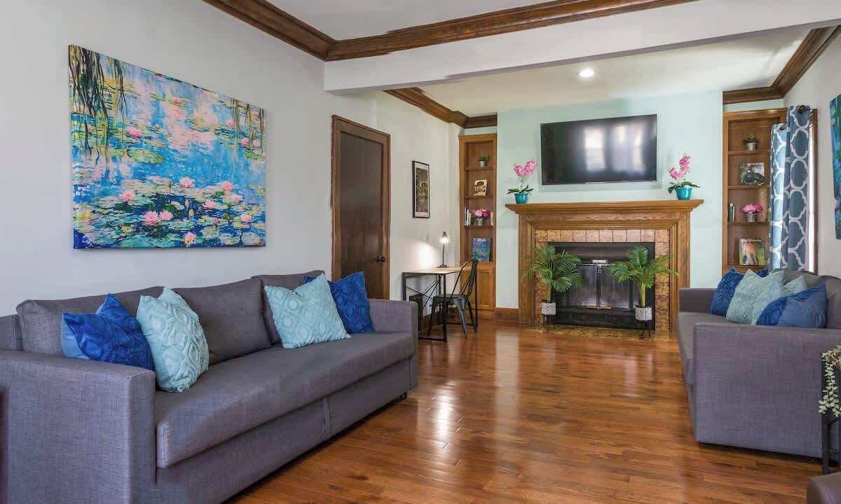 Photo of Livingroom in Lockport