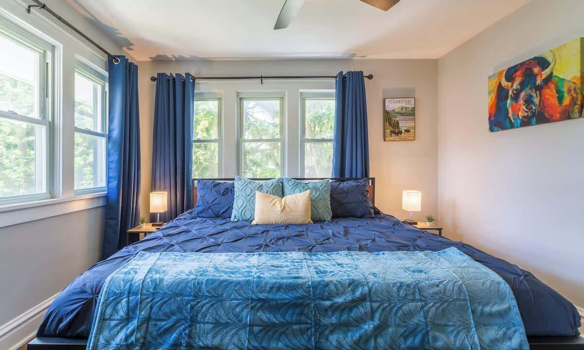 Photo of Bedroom in Lockport