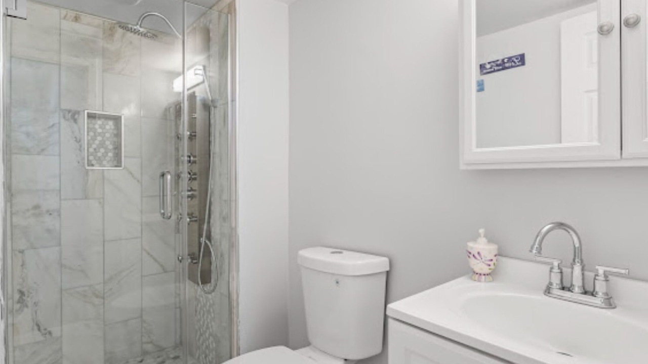 Photo of Bathroom in North Chicago