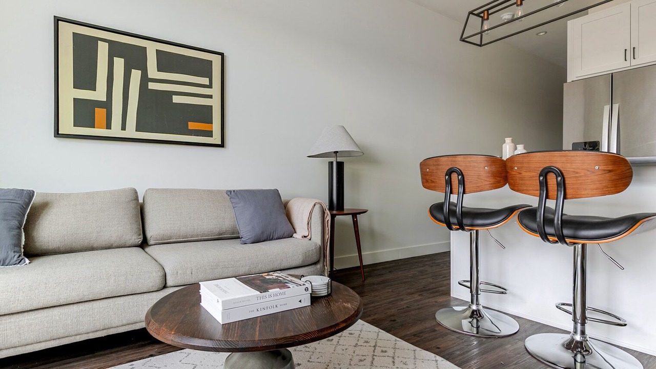 Photo of Livingroom in Elmhurst