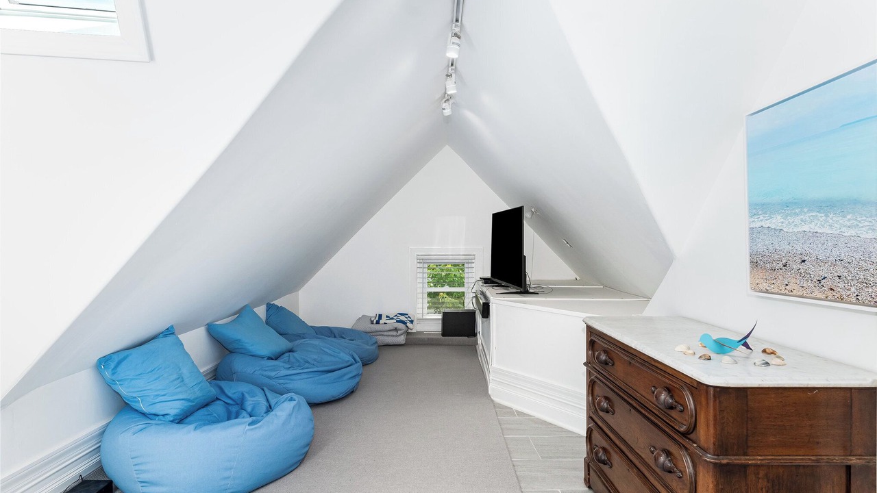Photo of Bedroom in Evanston