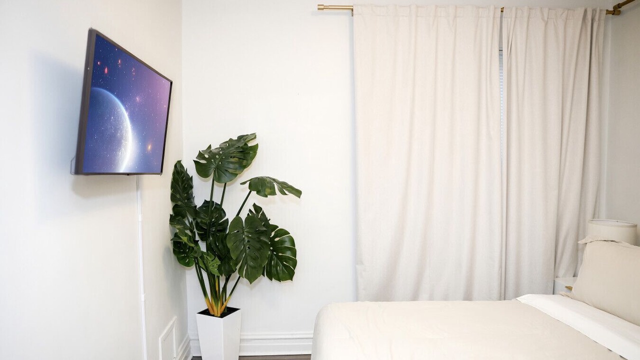 Photo of Bedroom in Belmont Cragin
