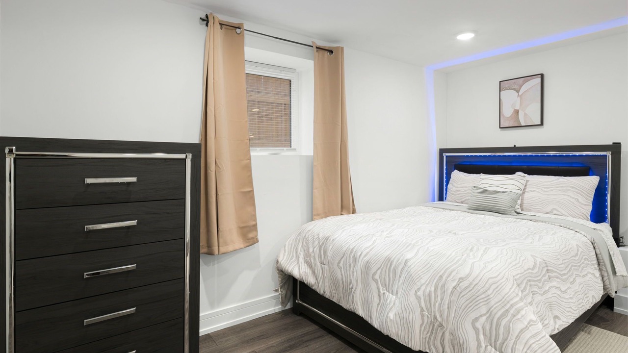 Photo of Bedroom in Englewood