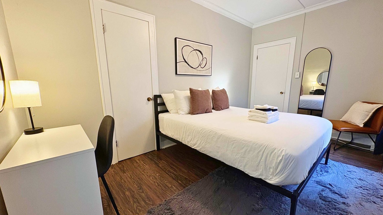 Photo of Bedroom in Hyde Park