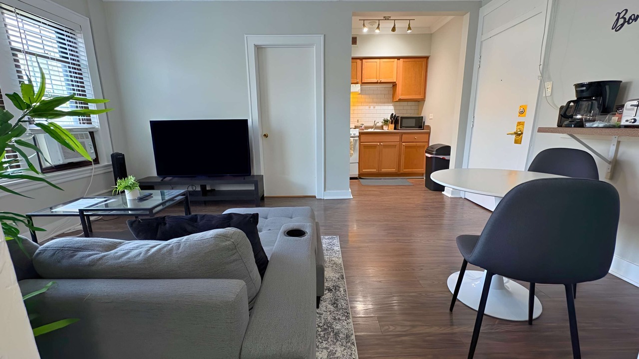 Photo of Livingroom in Hyde Park