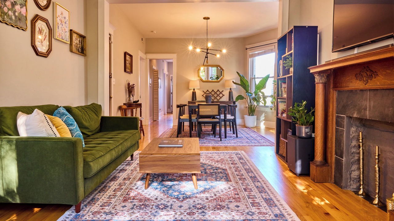 Photo of Livingroom in Logan Square