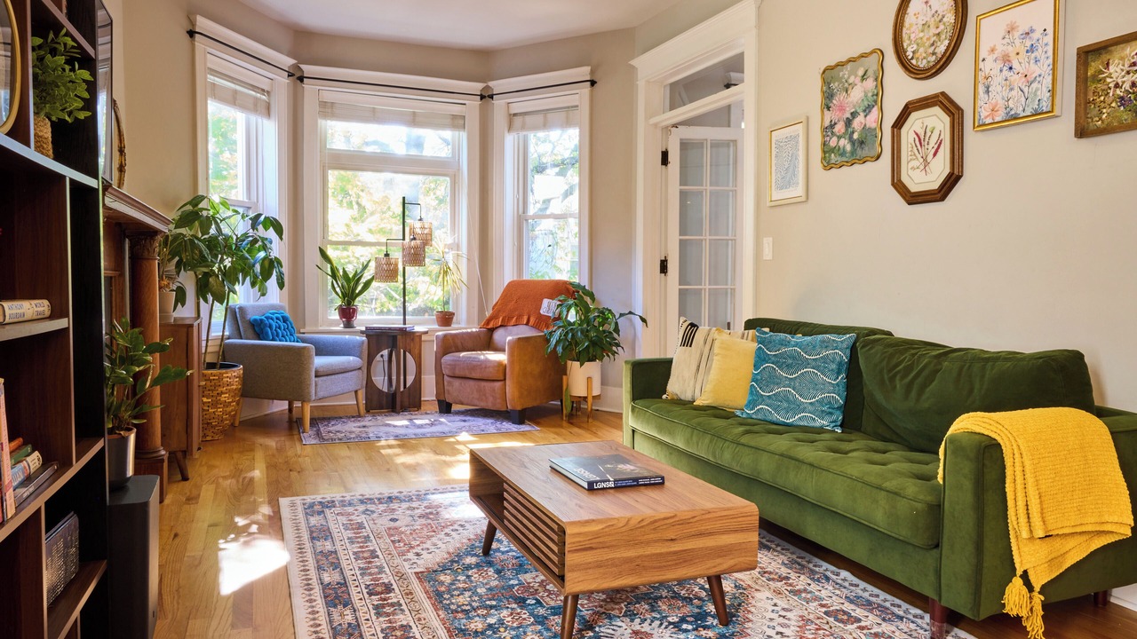 Photo of Livingroom in Logan Square