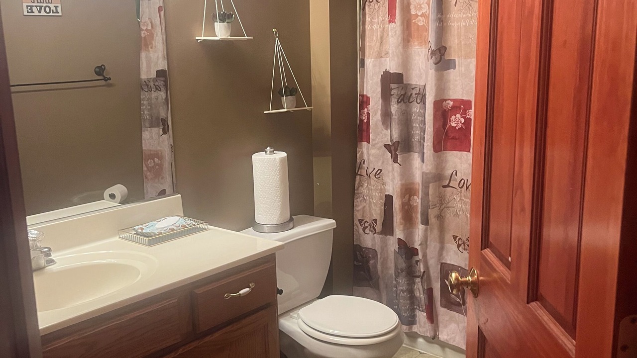 Photo of Bathroom in Sauk Village