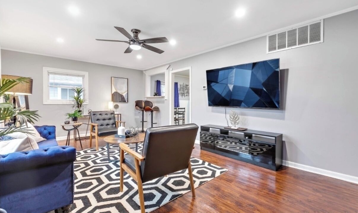 Photo of Livingroom in University Park