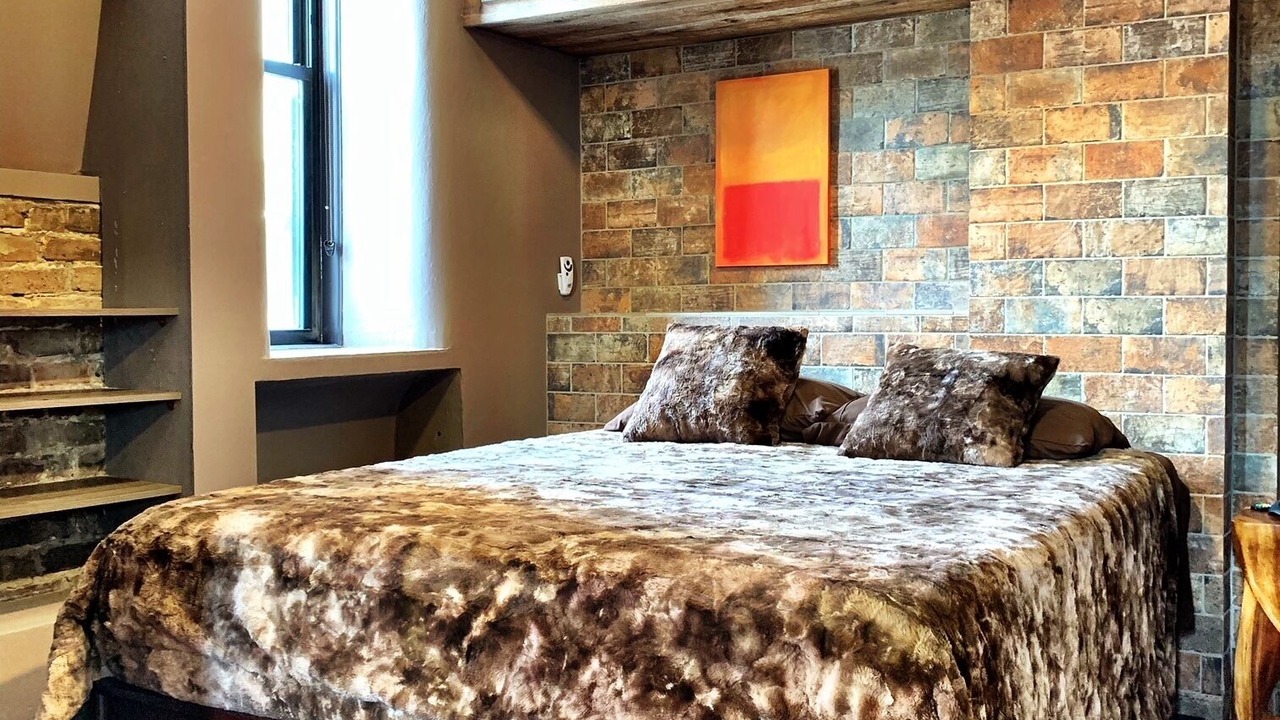 Photo of Bedroom in Old Town Triangle