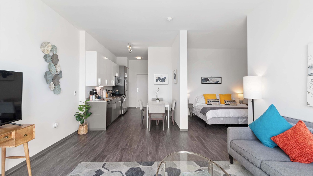 Photo of Livingroom in Palmer Square