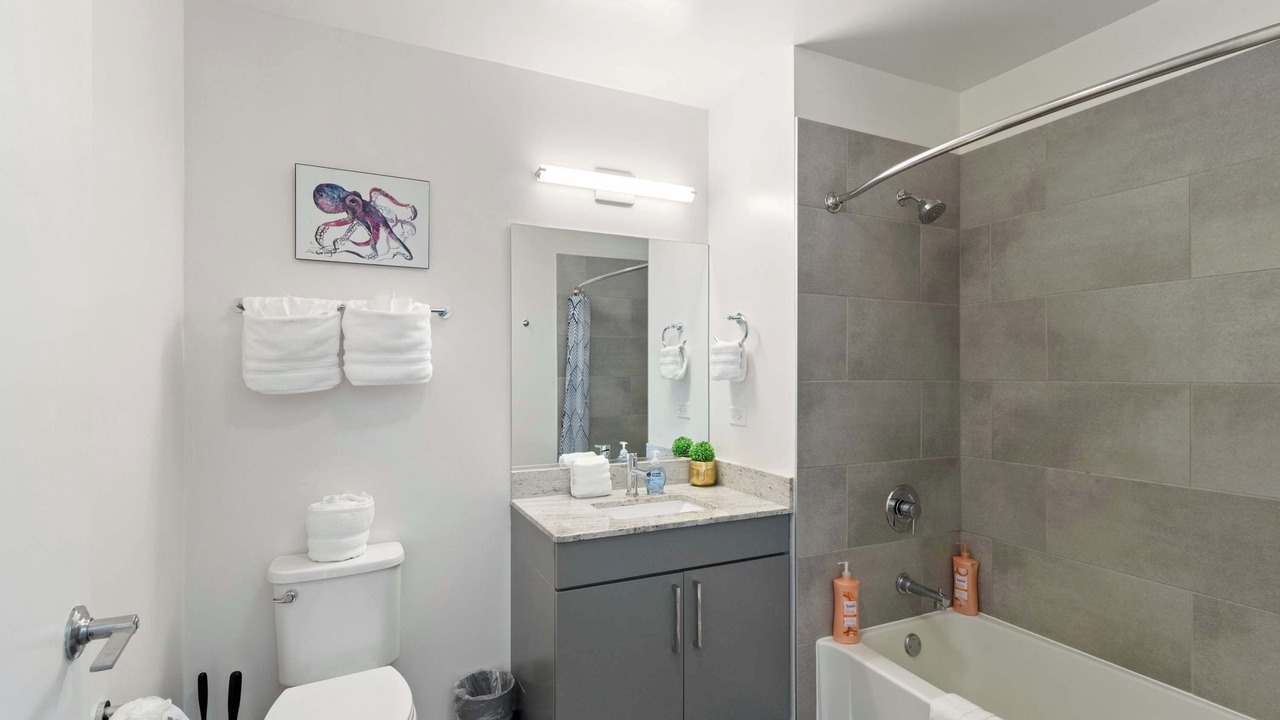 Photo of Bathroom in Palmer Square