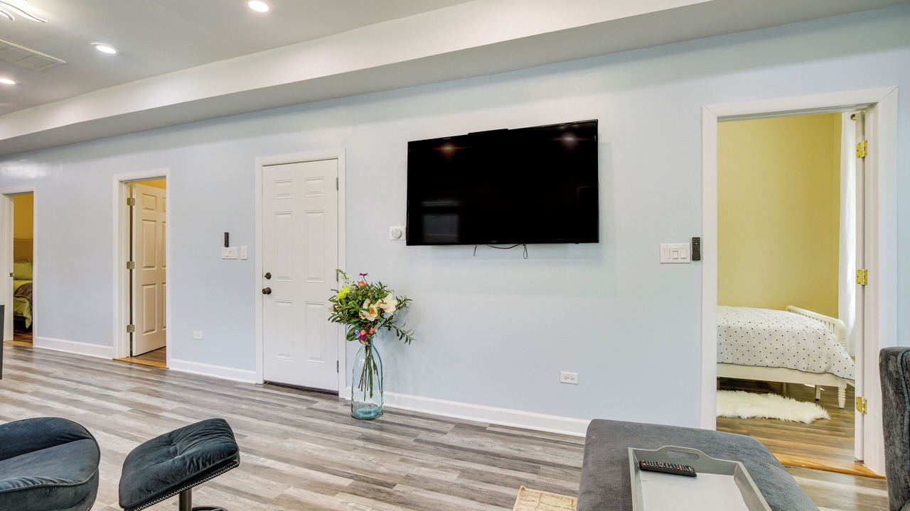 Photo of Bedroom in Greater Grand Crossing