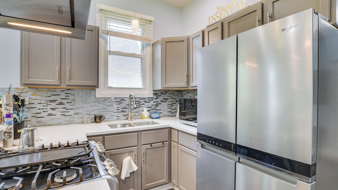 Photo of Kitchen in Greater Grand Crossing