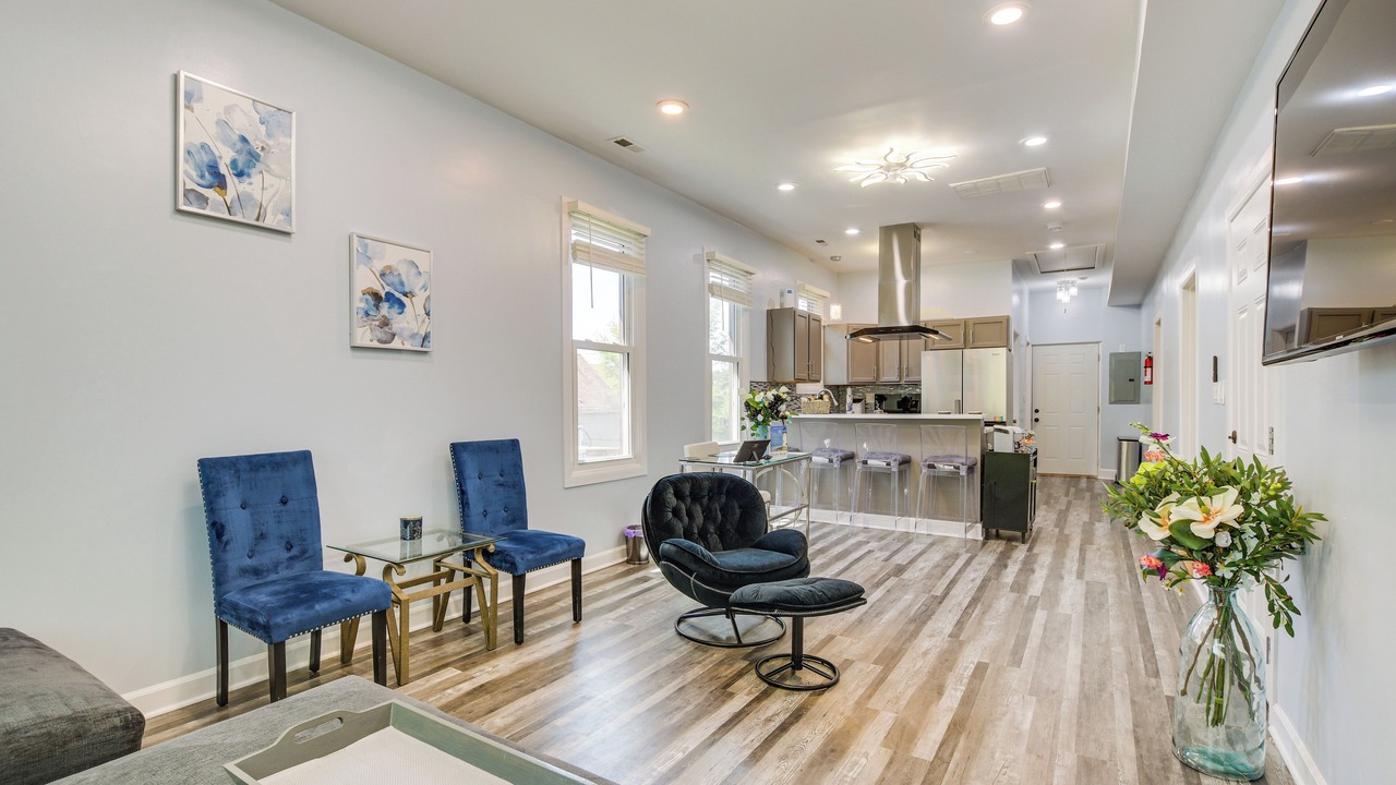 Photo of Livingroom in Greater Grand Crossing